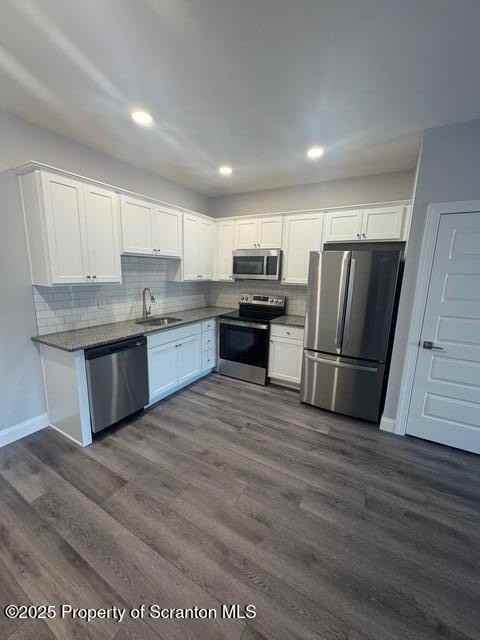 424 Circle Drive - Photo 5 of 33