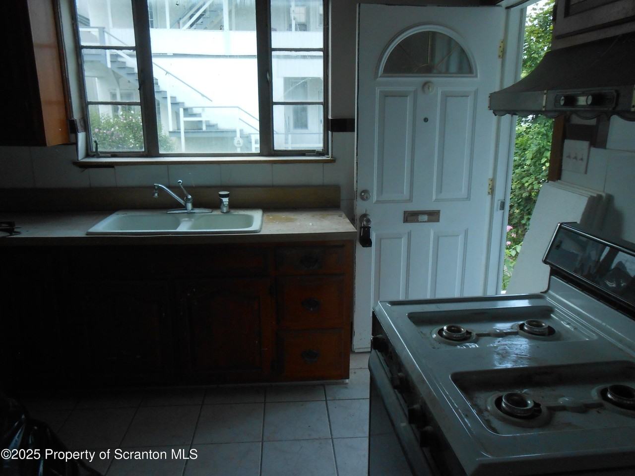 622 North Main Avenue #7 - Photo 3 of 14