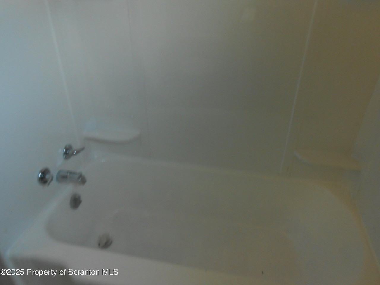 622 North Main Avenue #7 - Photo 5 of 14