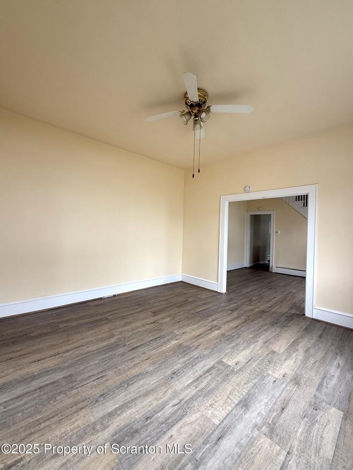 44 Cleveland St - Photo 2 of 11