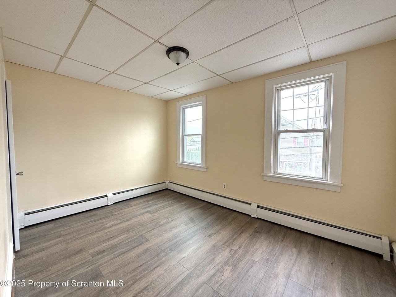 44 Cleveland St - Photo 6 of 11