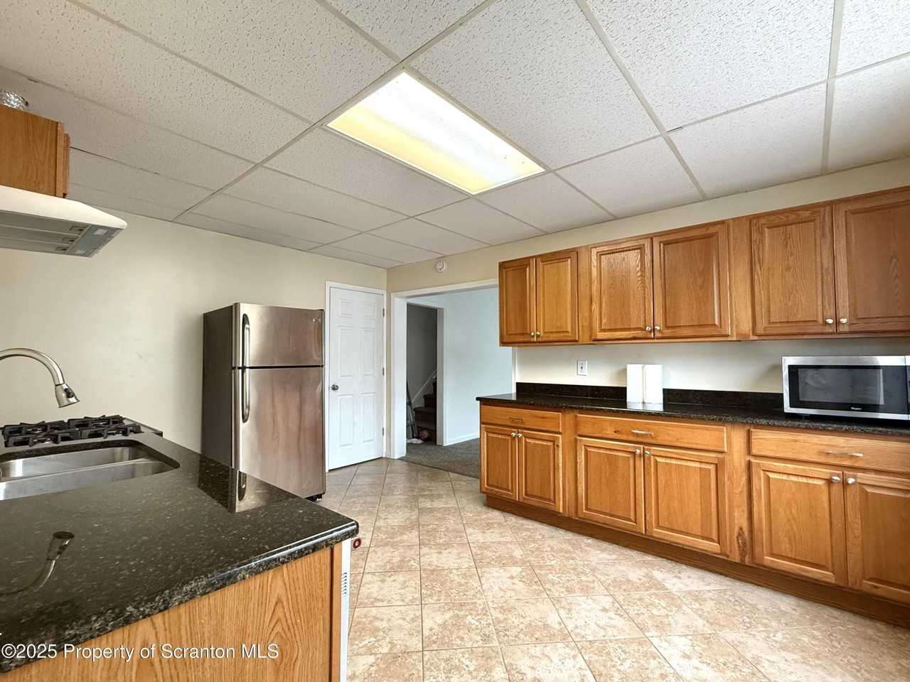 42 Cleveland Street - Photo 4 of 9