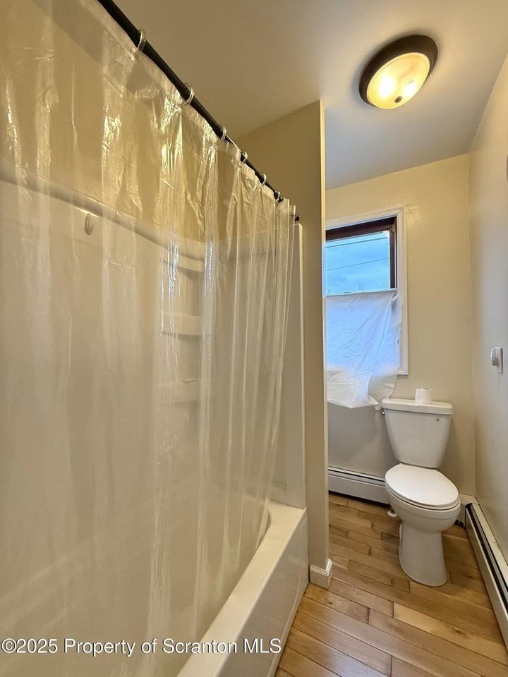 42 Cleveland Street - Photo 6 of 9