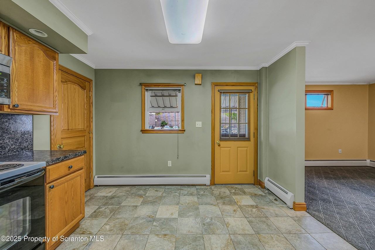 443 14th Avenue - Photo 7 of 20