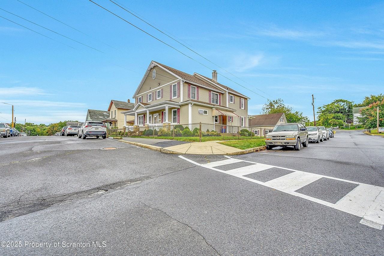 443 14th Avenue #REAR - Photo 3 of 16