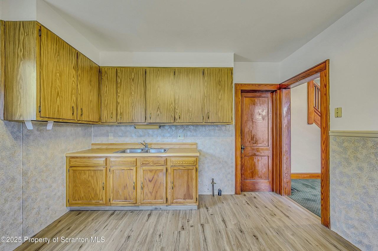 443 14th Avenue #REAR - Photo 5 of 16