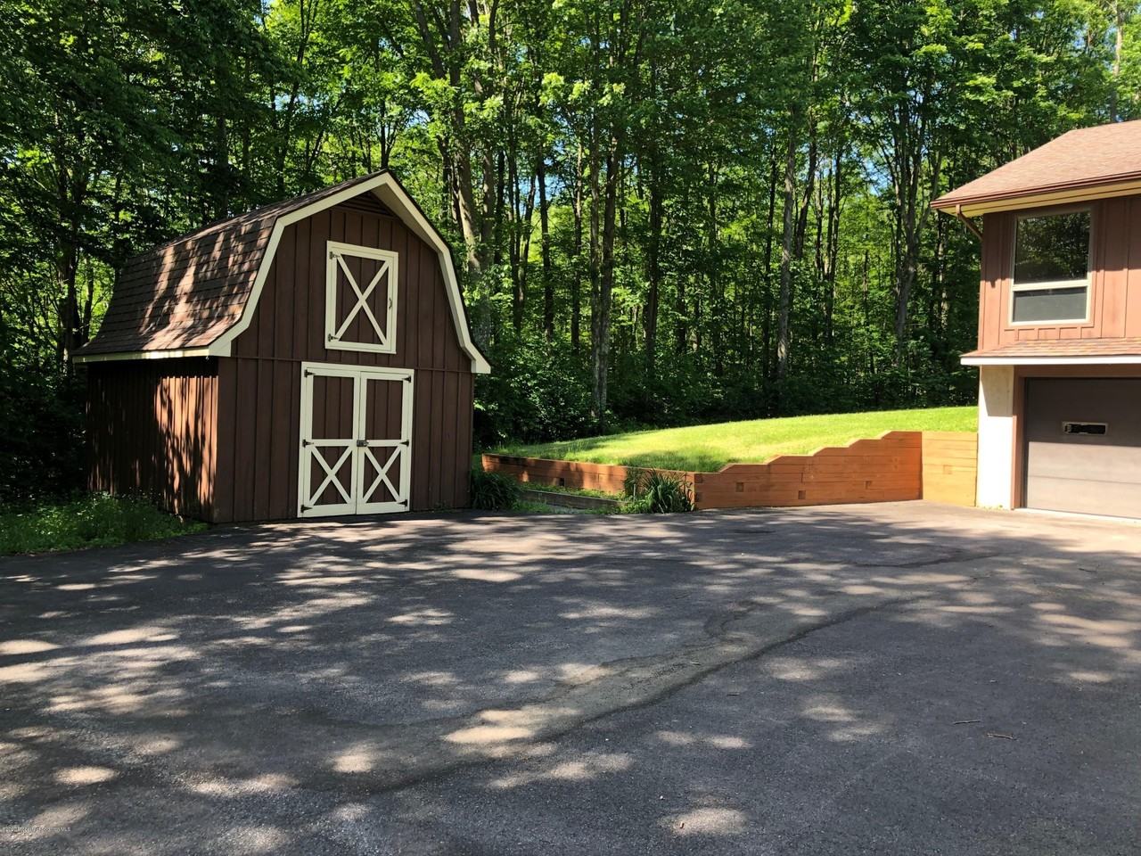 4262 Hamlin Highway - Photo 3 of 13