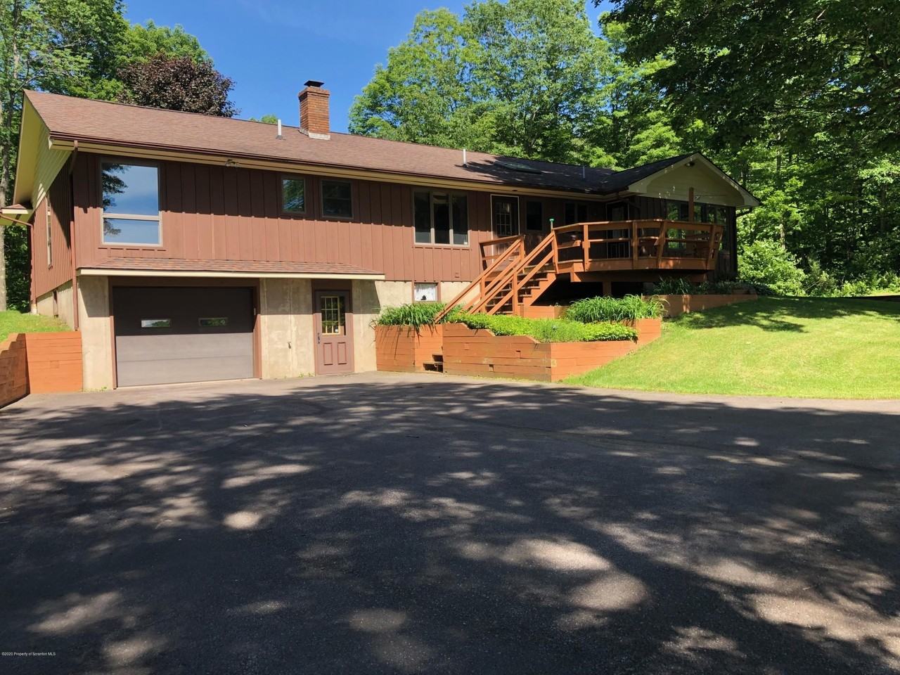 4262 Hamlin Highway - Photo 4 of 13