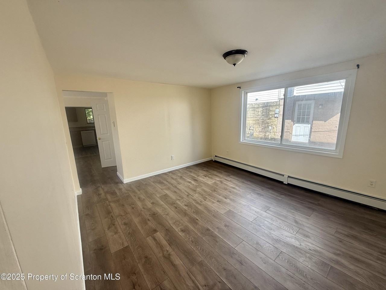 154 S Sumner Ave - Photo 2 of 15