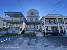 featured image of 534 Alder Street #2