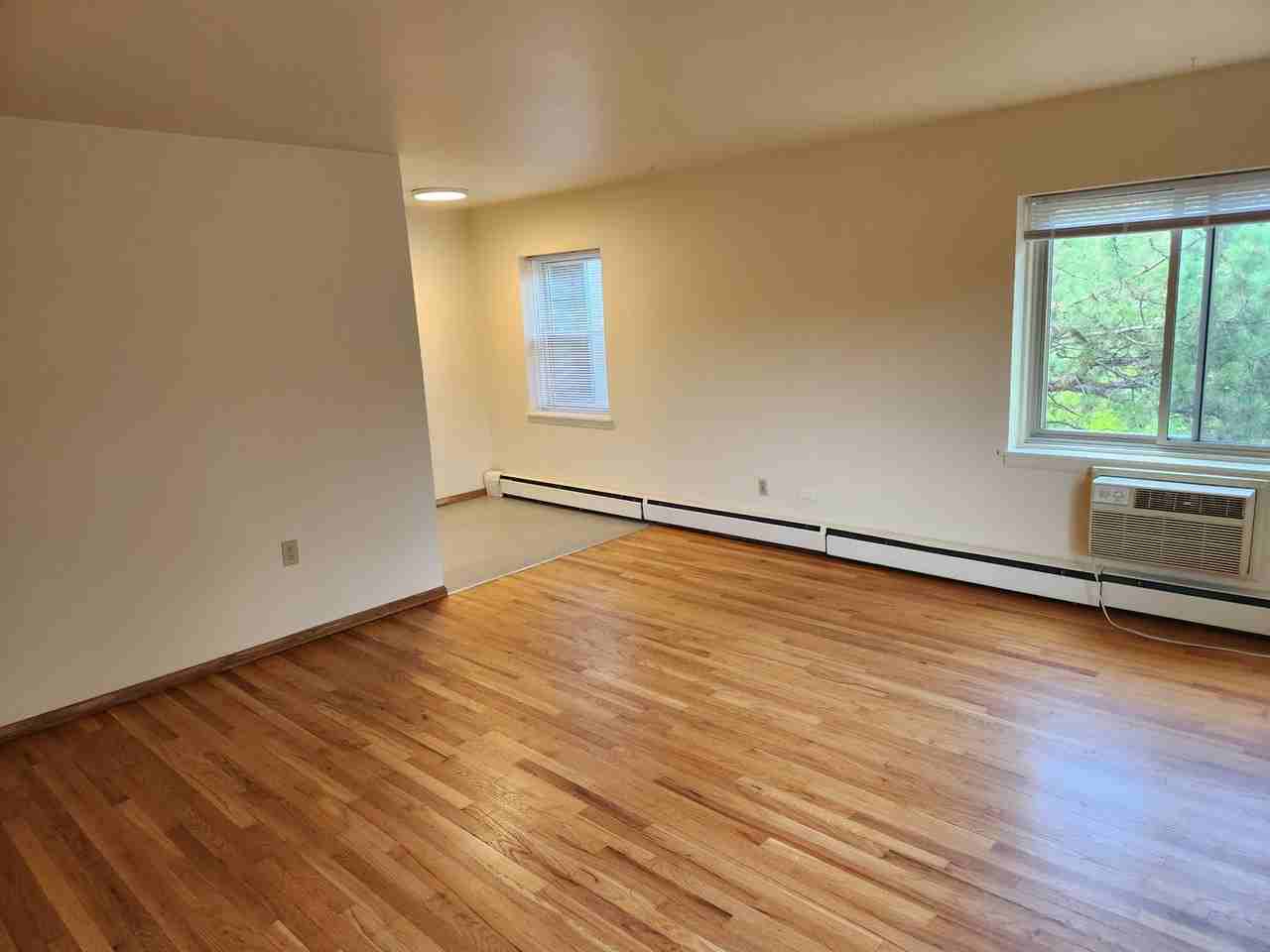 Parkview 725 - Photo 4 of 17
