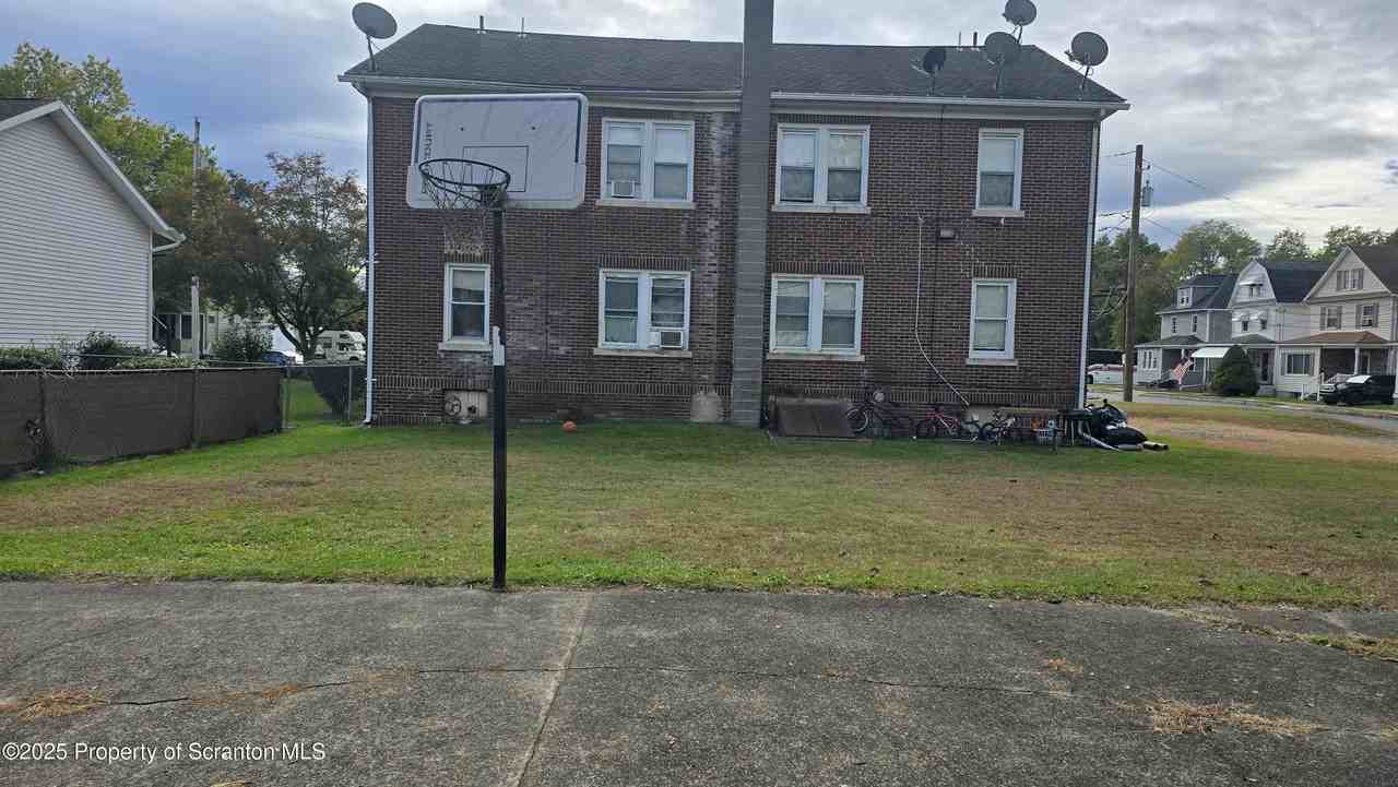 75 Melrose Avenue #1 - Photo 3 of 10