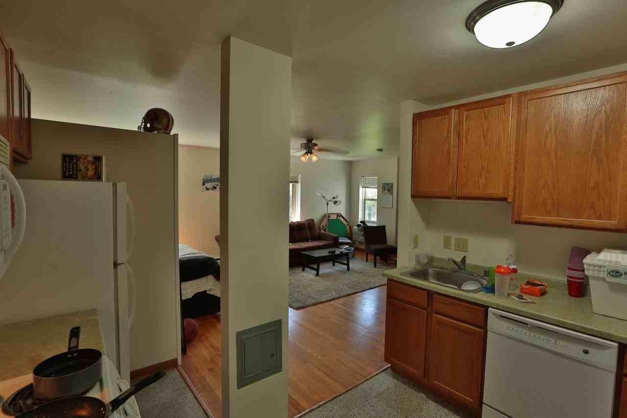 Parkview 746 - Photo 2 of 50