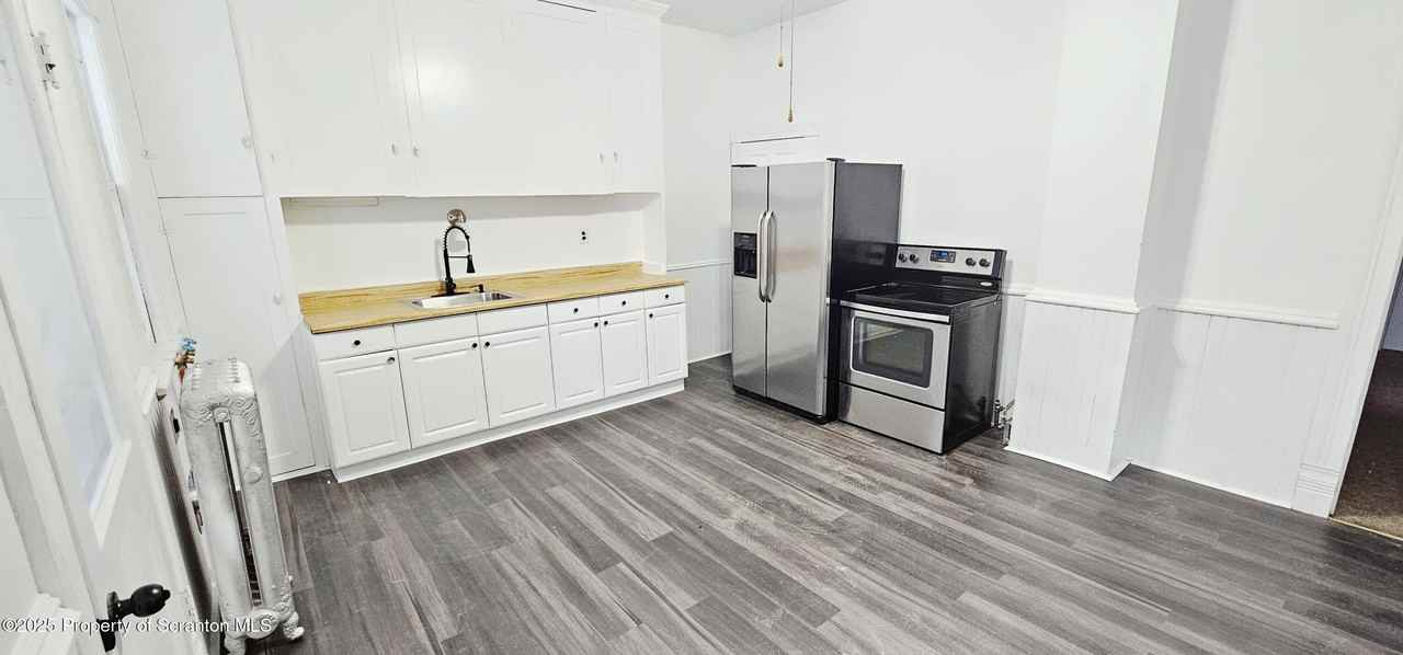 128 South Rebecca Avenue - Photo 7 of 24