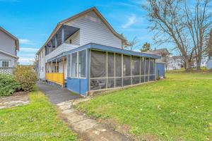 featured image of 2819 Birney Avenue