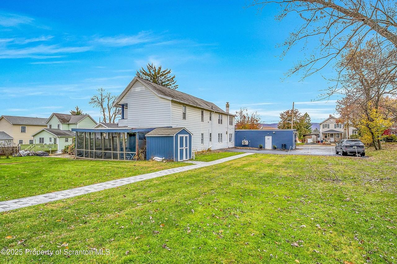 2819 Birney Avenue - Photo 3 of 20