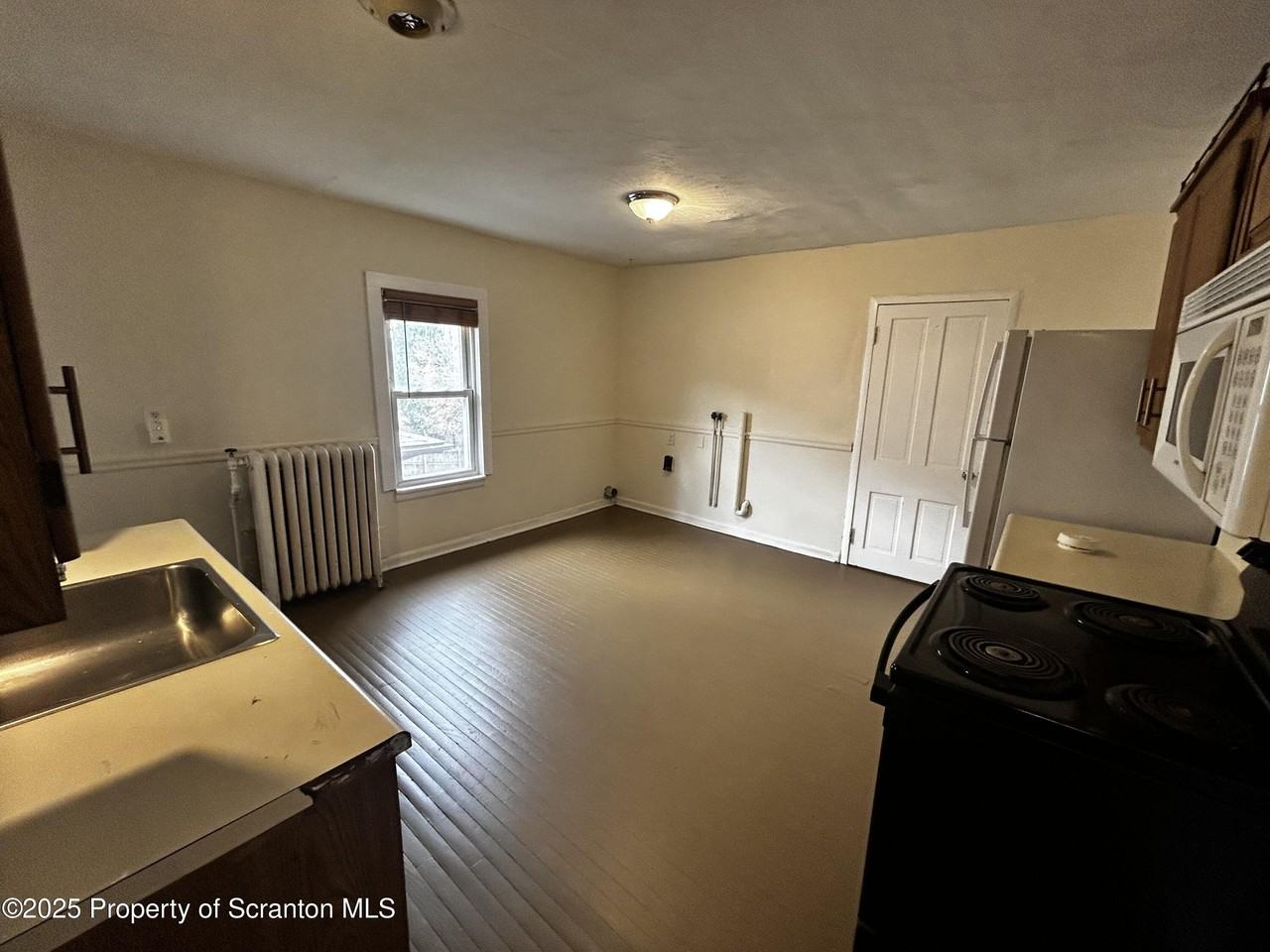 1115 Monroe Avenue #2ndFL - Photo 3 of 9