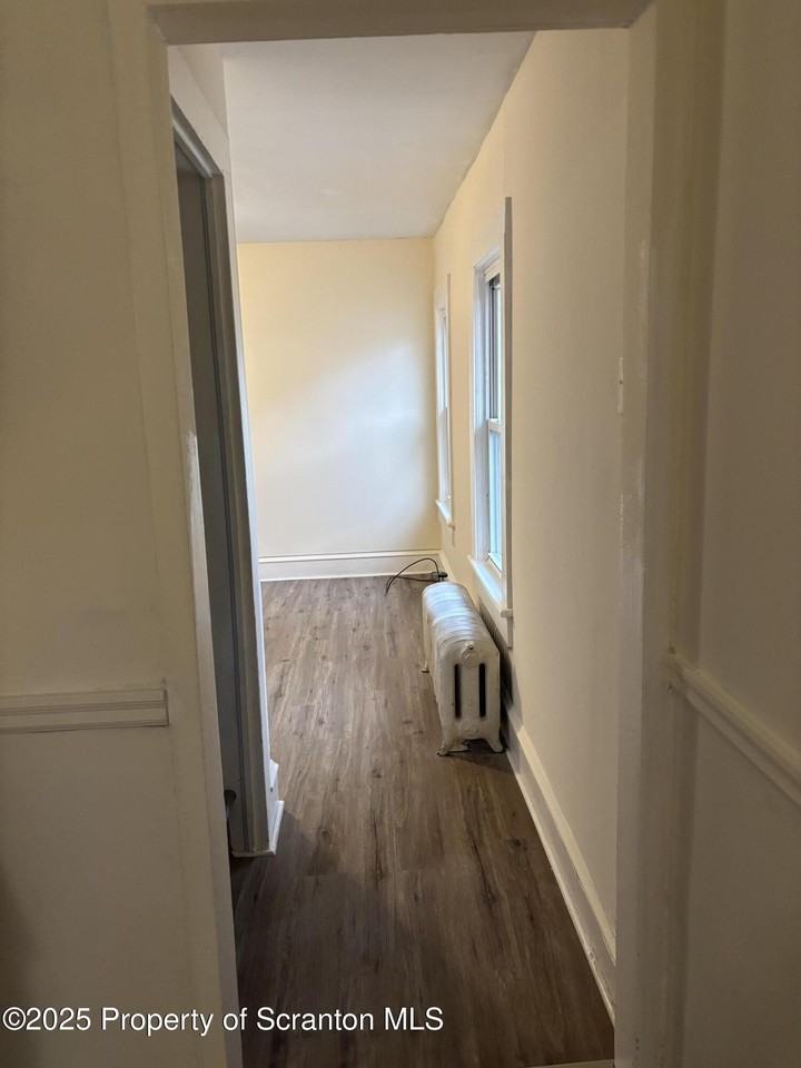 1115 Monroe Avenue #2ndFL - Photo 7 of 9