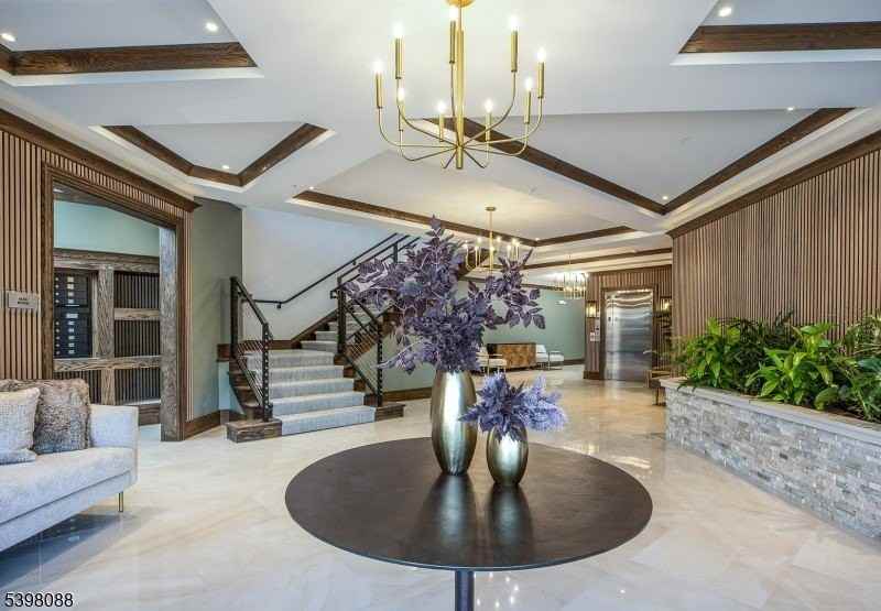 663 Springfield Avenue #53 - Photo 4 of 14