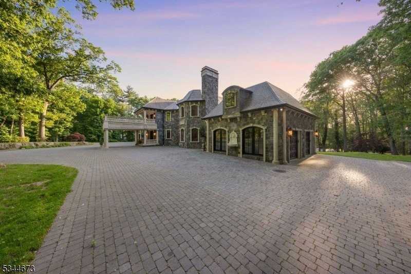 105 Chestnut Ridge Rd - Photo 3 of 30