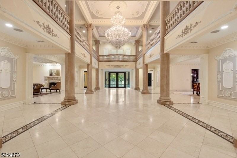 105 Chestnut Ridge Rd - Photo 6 of 30