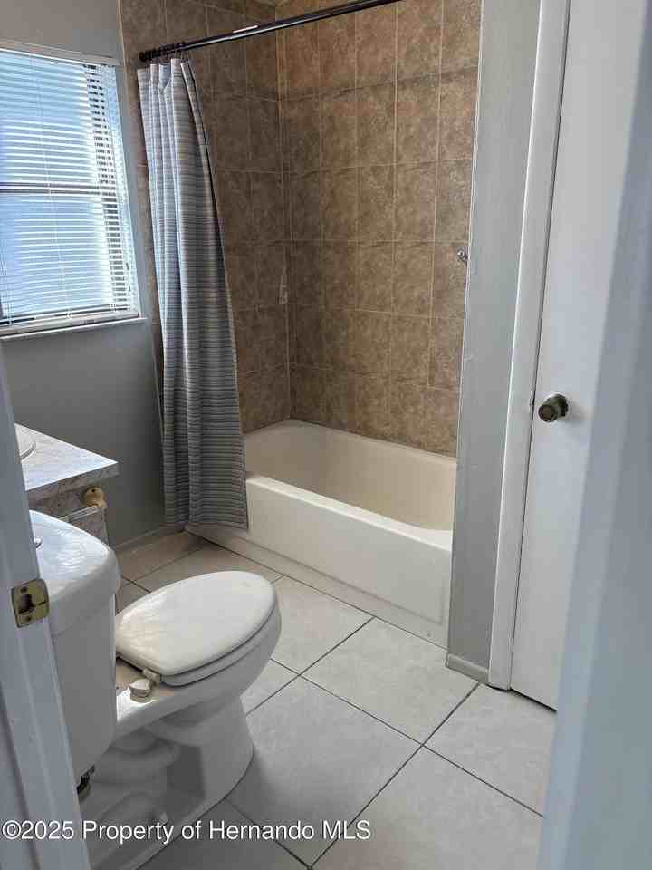 9619 Langan Street - Photo 4 of 14