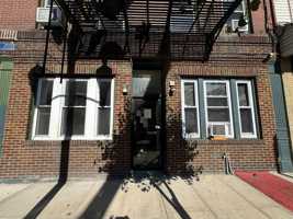 featured image of 1513 Summit Avenue #1A