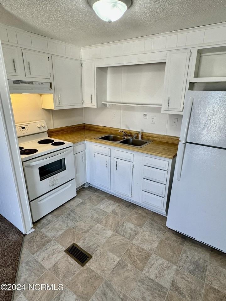 1504 Iris Cir Lot D #D - Photo 7 of 7