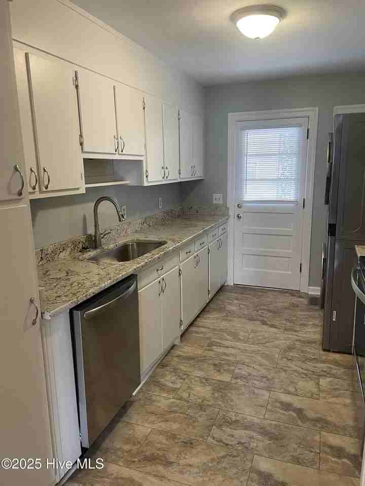 115 Stancill Drive #B - Photo 2 of 8