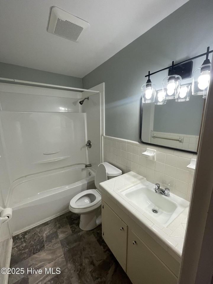 115 Stancill Drive #B - Photo 4 of 8