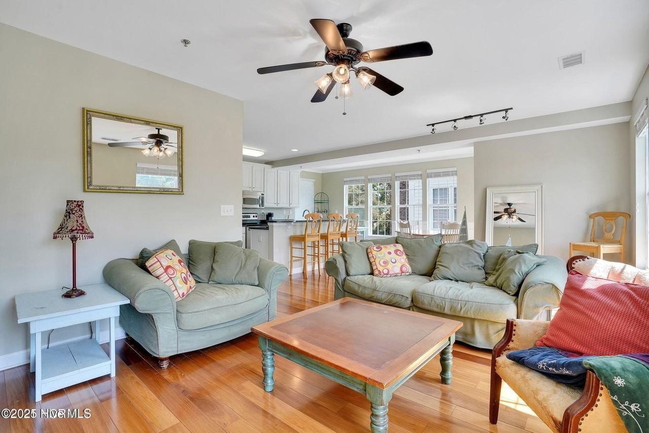 1790 Queen Anne Unit 1 #1 - Photo 5 of 21