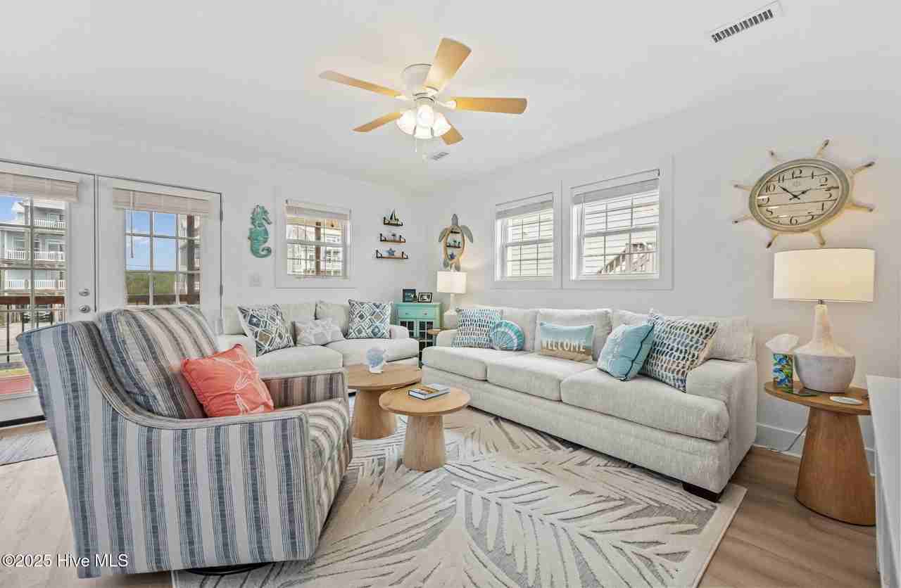 2660 Island Dr - Photo 2 of 50