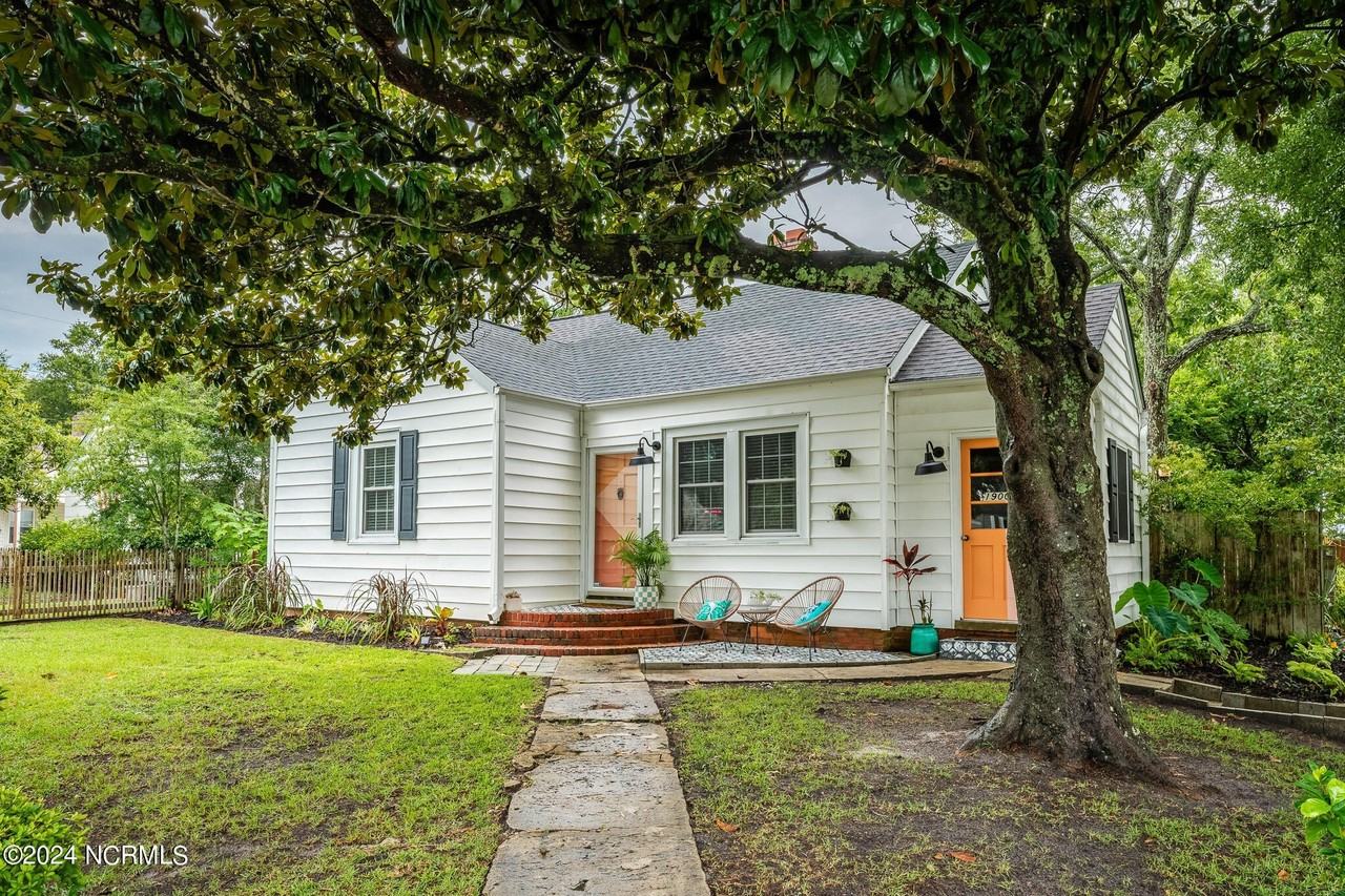 1900 Bridges St - Photo 2 of 50