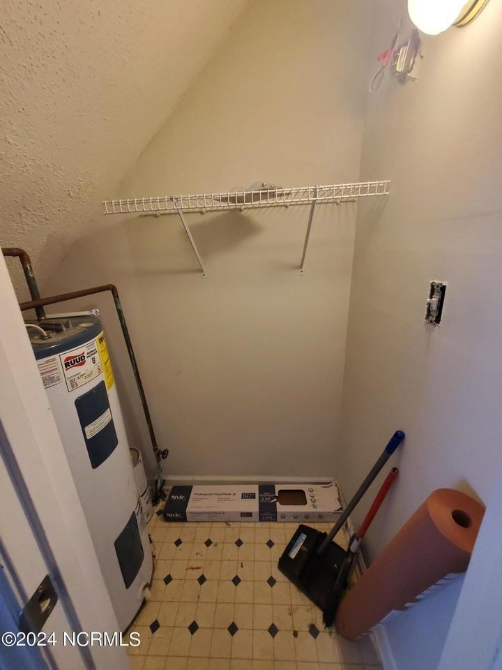 3805 Sterling Pointe Drive #S2 - Photo 4 of 16