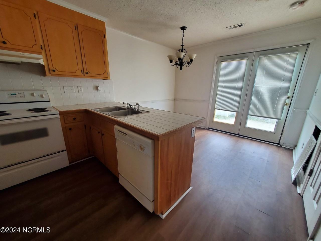 3805 Sterling Pointe Drive #S2 - Photo 6 of 16