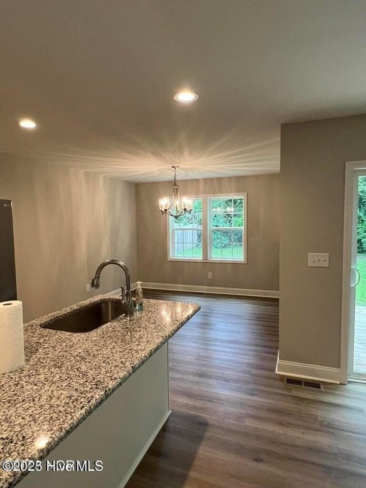 1050 W Indiana Ave - Photo 6 of 10