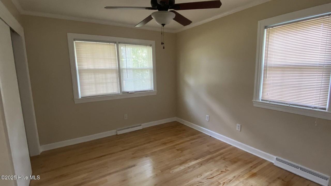 461 Lora Ln - Photo 6 of 12