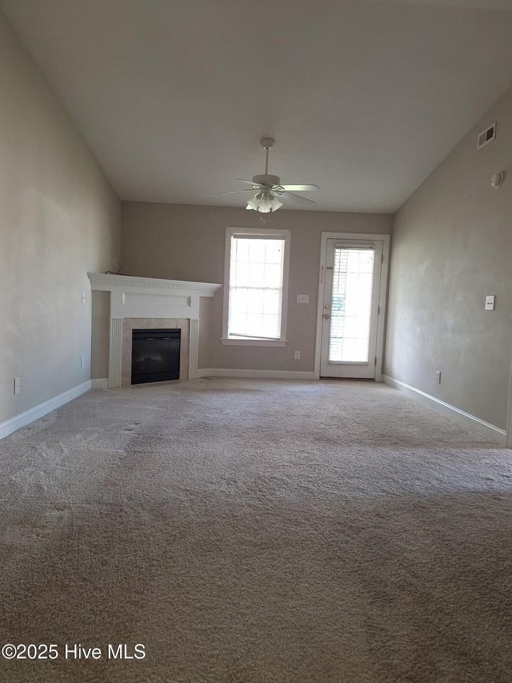 2920 Jessica Dr Unit B #B - Photo 3 of 12