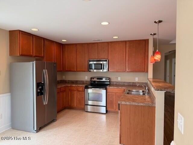 17 Biscayne Dr - Photo 7 of 21