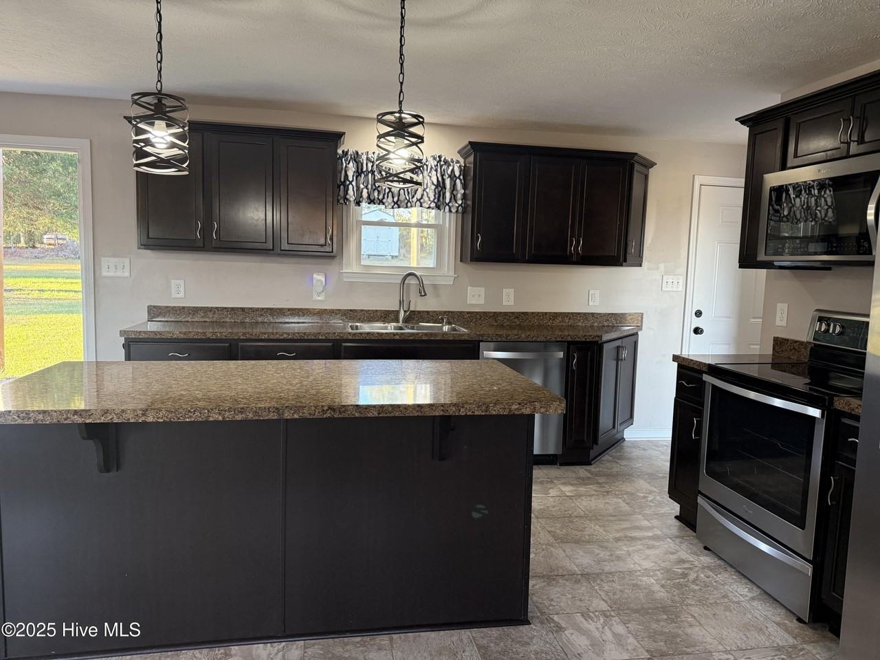 16220 Nc 27 W - Photo 6 of 33