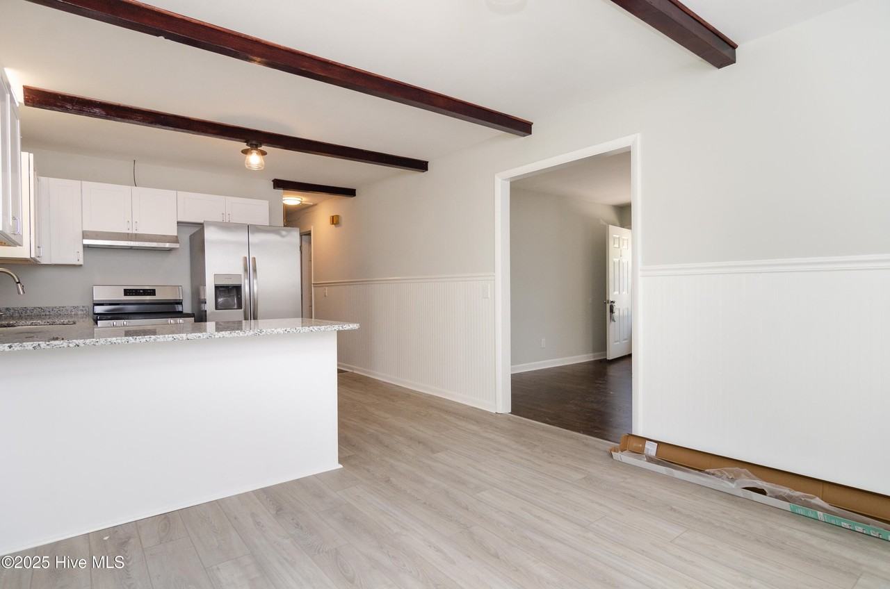 548 Antietam Dr - Photo 6 of 22