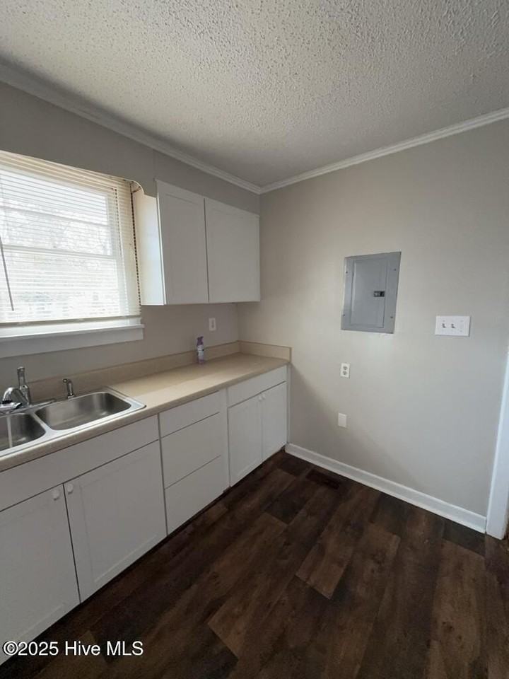 30 East Dr - Photo 6 of 13