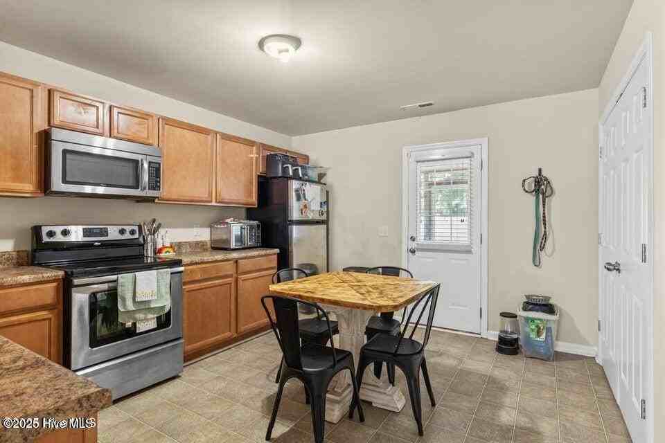 416 Caldwell Loop - Photo 5 of 17