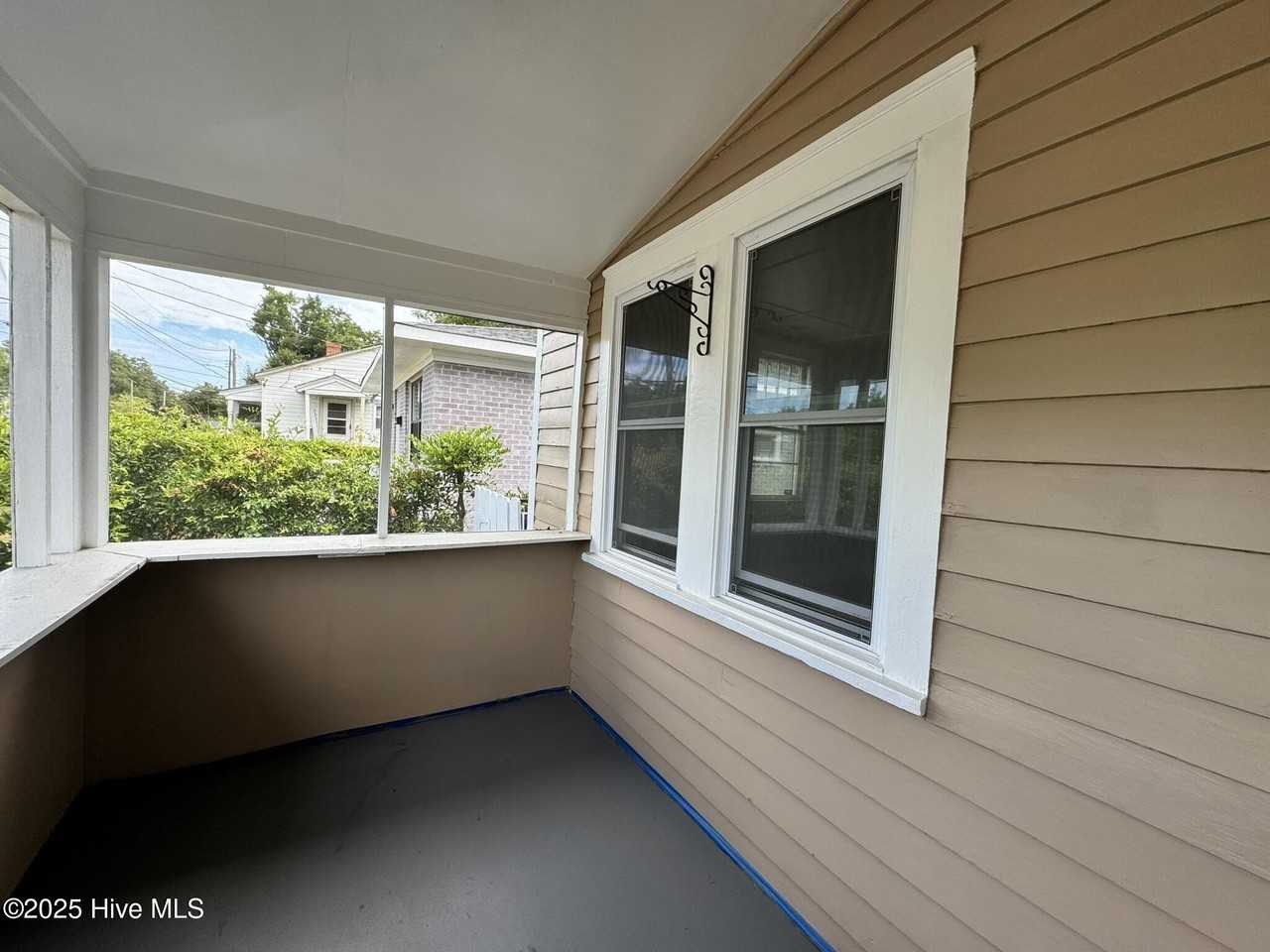 1309 South 7th Street - Photo 4 of 20