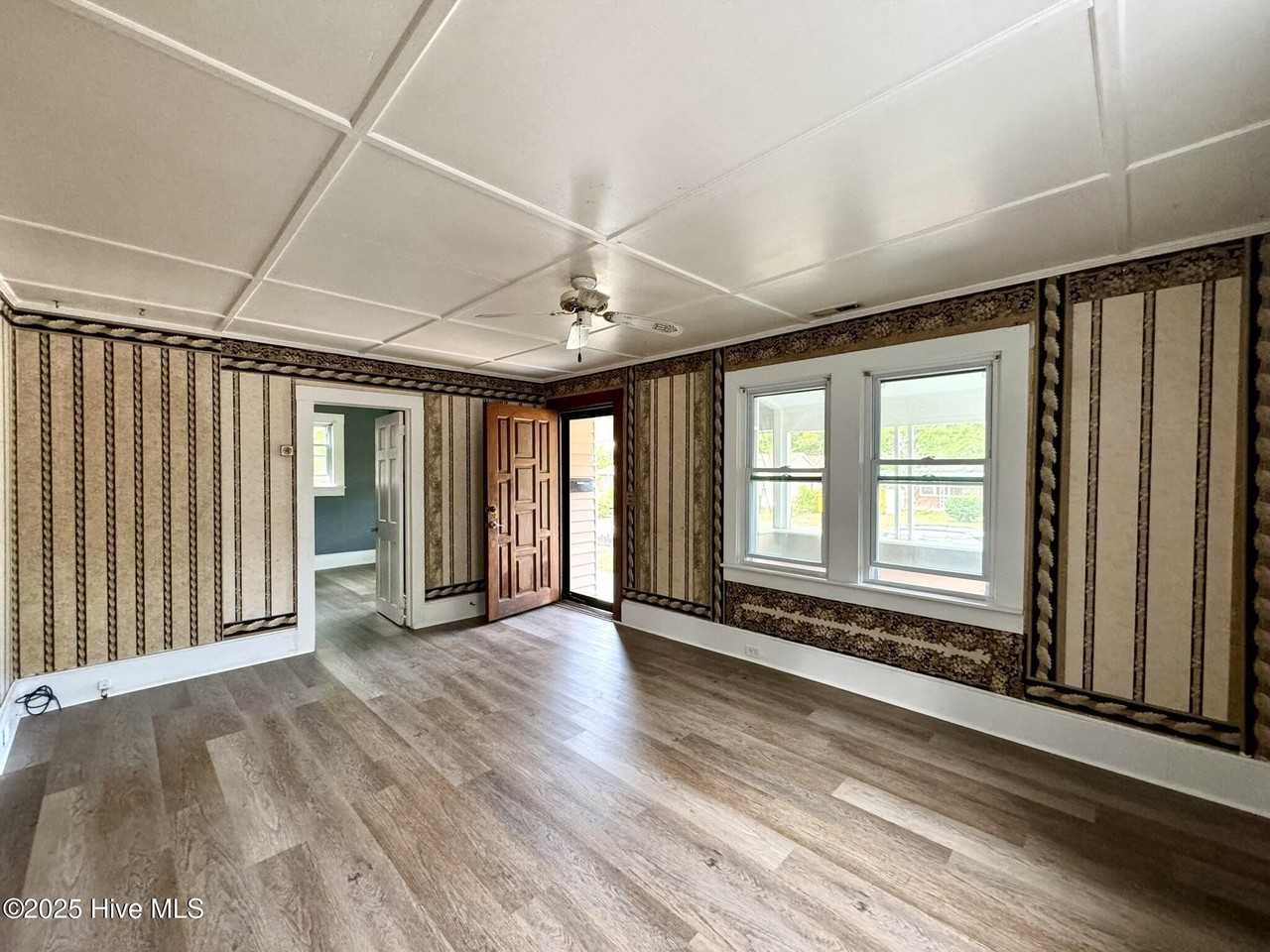 1309 South 7th Street - Photo 7 of 20