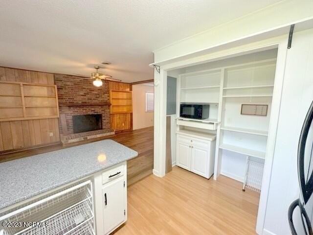 130 Park Ave - Photo 5 of 15