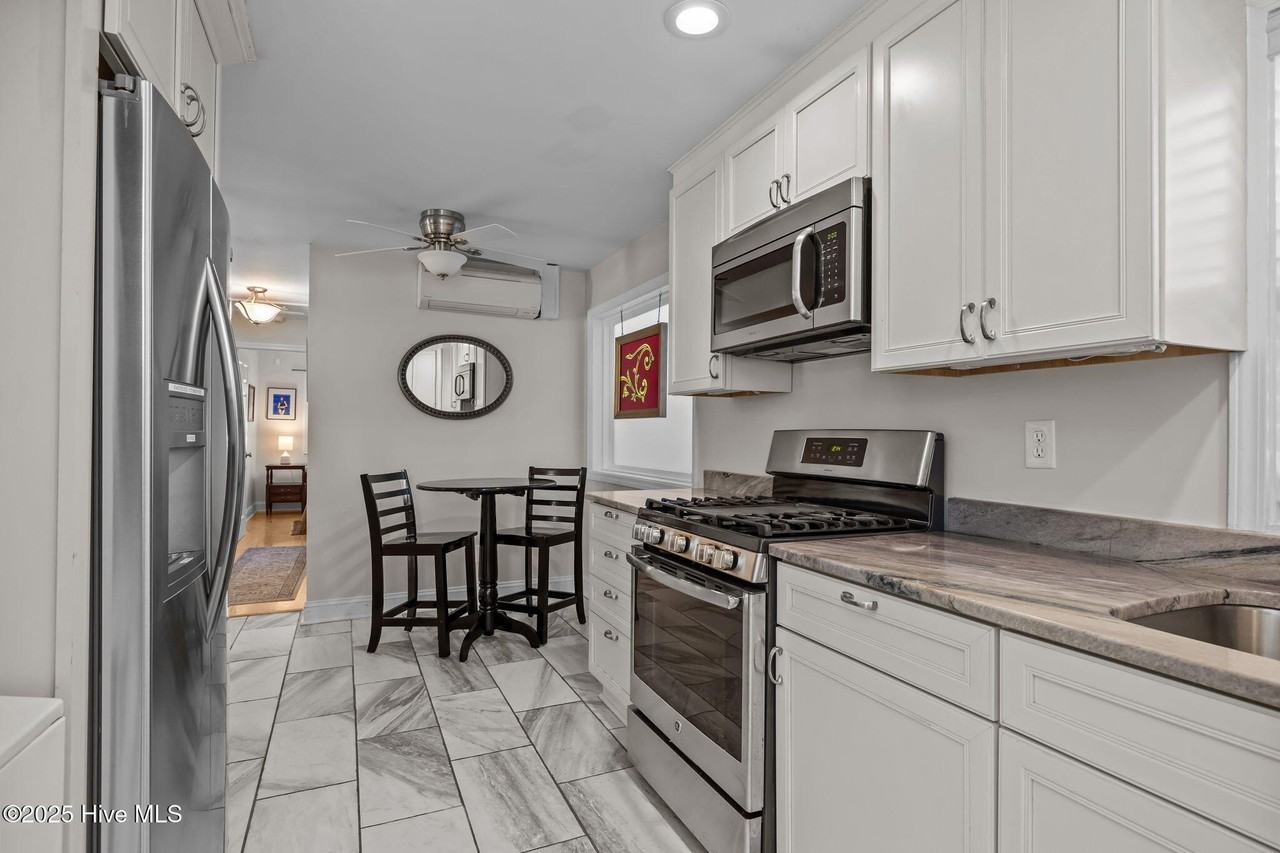 182 Lewistown Rd - Photo 3 of 11