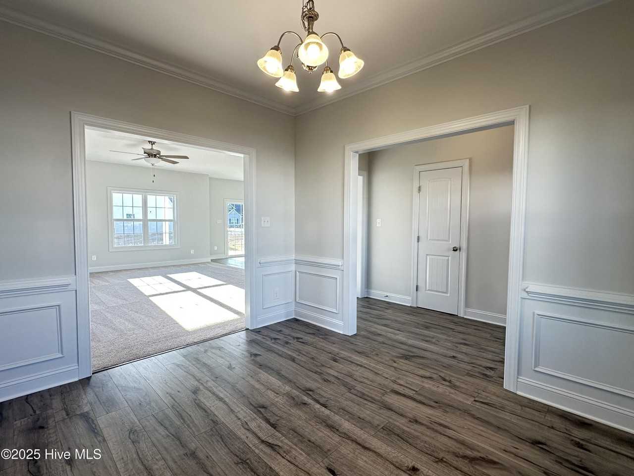 2029 Bluewater Blvd - Photo 6 of 30