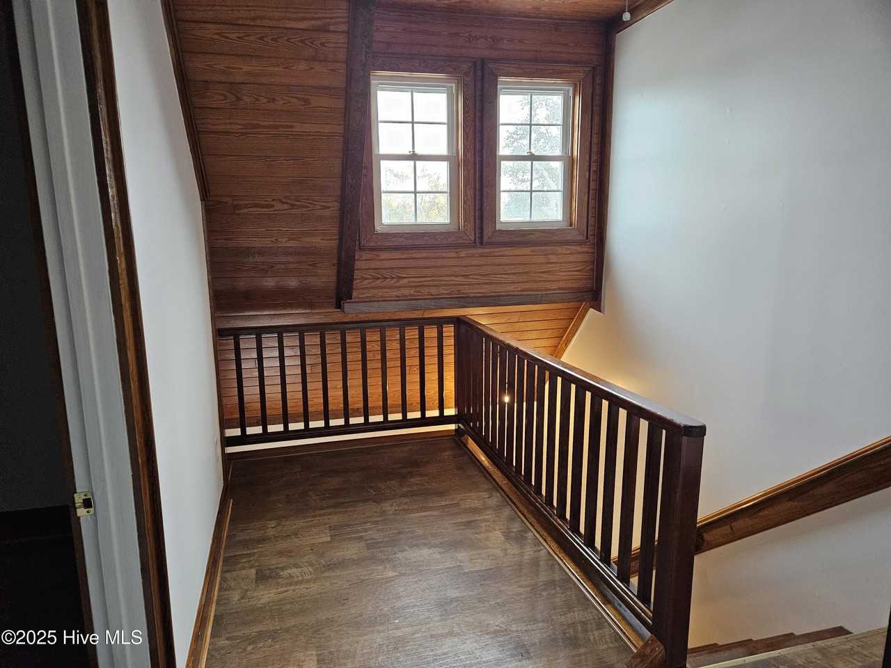 312 Marsh St Apt F #F - Photo 5 of 7