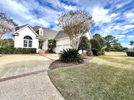 719 Arboretum Drive - Photo 1 of 1